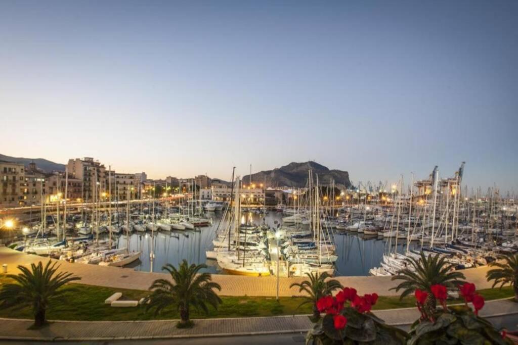 Piazza Marina Apartment Palermo Luaran gambar